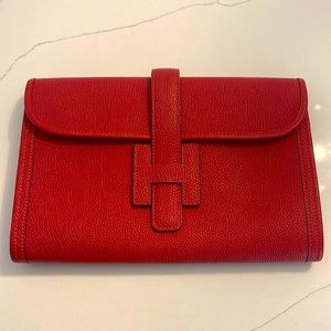 H clutch bag